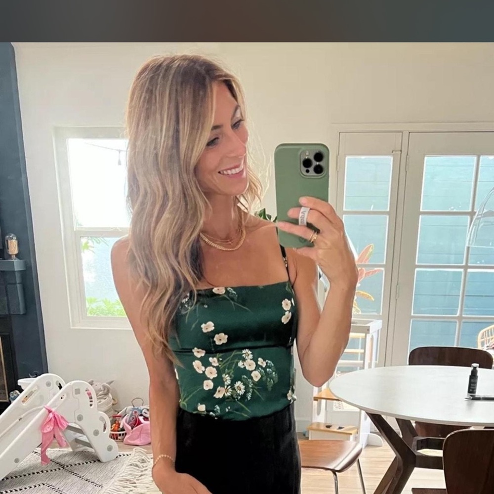 Reformation Silk Floral Camisole Top Emerald Green Daisy Print Smocked Back - Picture 3 of 12